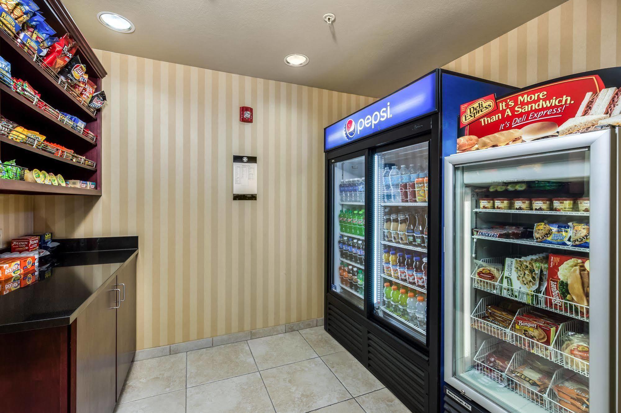 Cobblestone Inn & Suites - Vinton, Ia ภายนอก รูปภาพ
