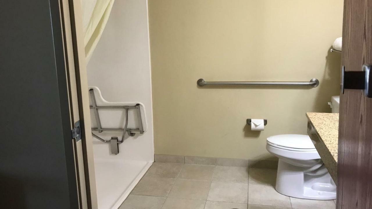 Cobblestone Inn & Suites - Vinton, Ia ภายนอก รูปภาพ
