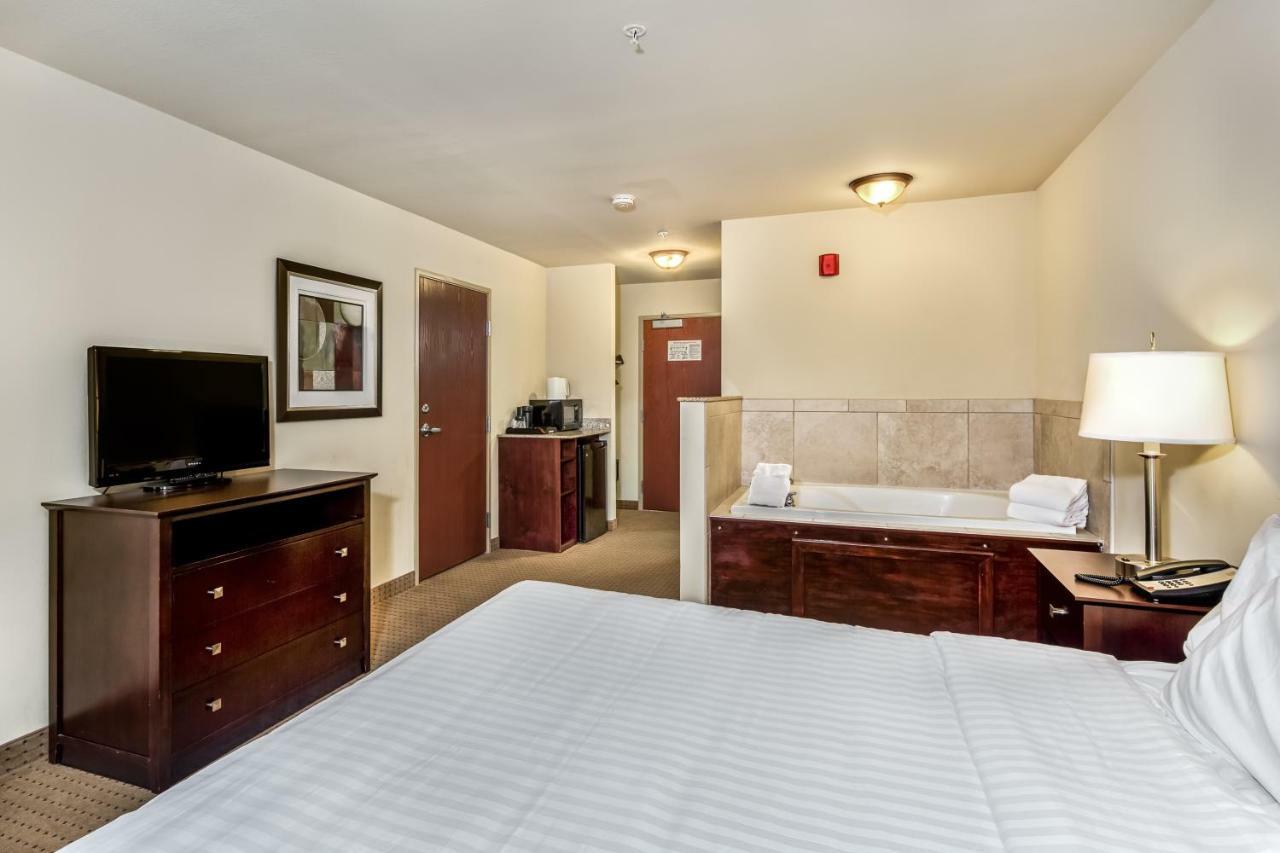 Cobblestone Inn & Suites - Vinton, Ia ภายนอก รูปภาพ